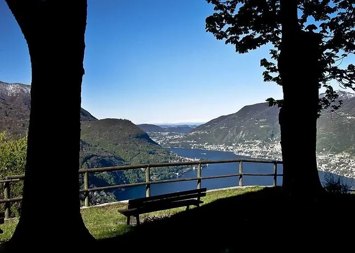 Aquarelle Bed and Breakfast 3*